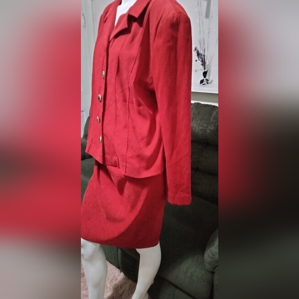 Luxury 2pc set - Picture 4 of 5